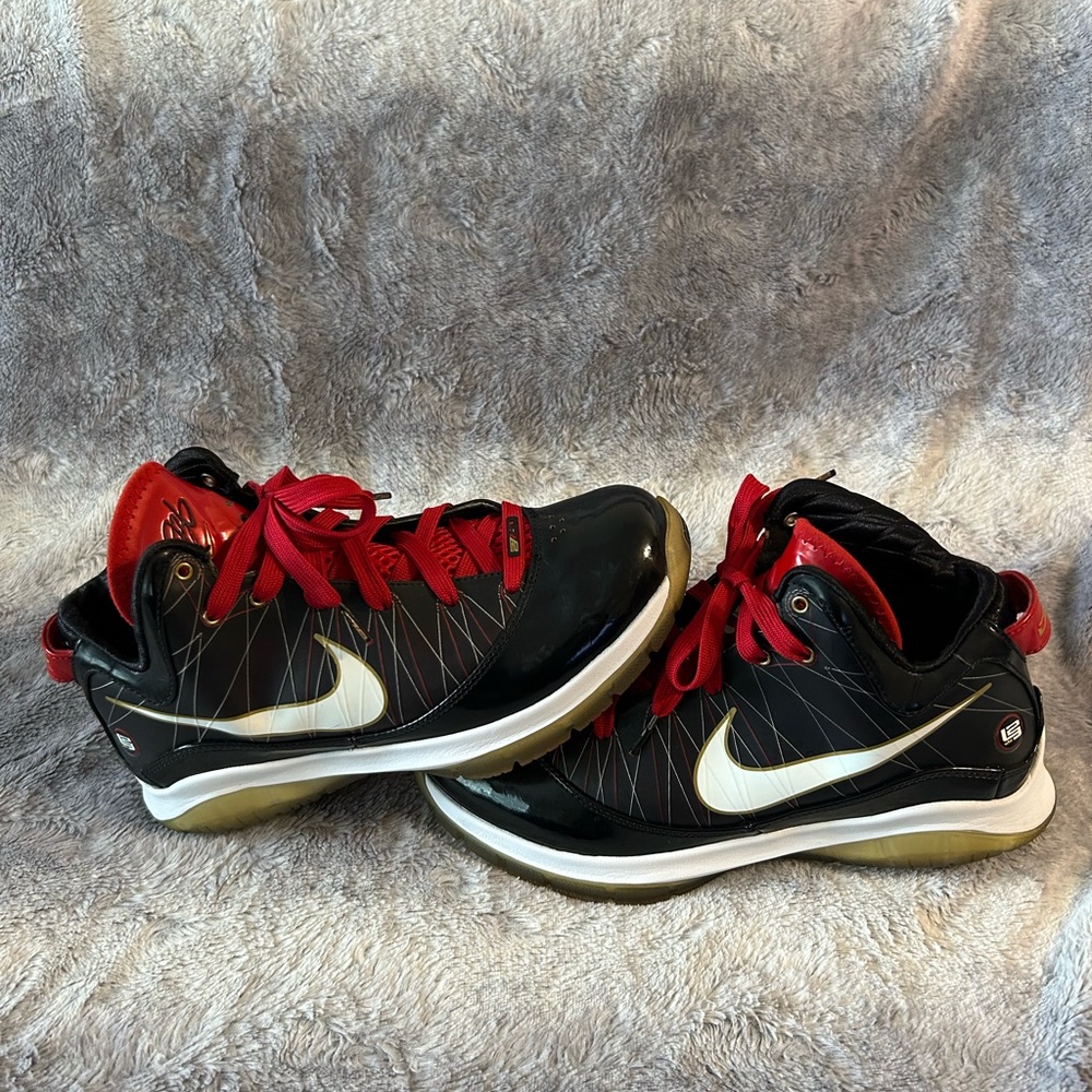 Nike LeBron 7 Bred Size 8 Euc